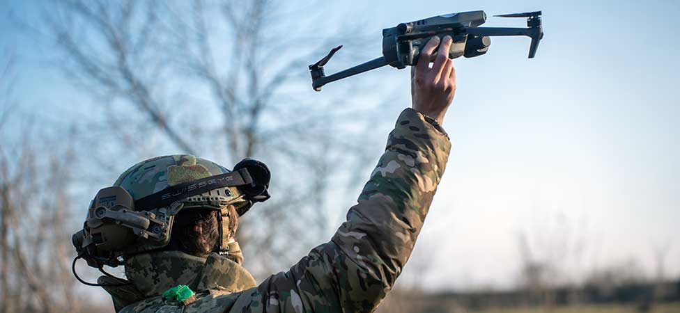 Soldat med drönare